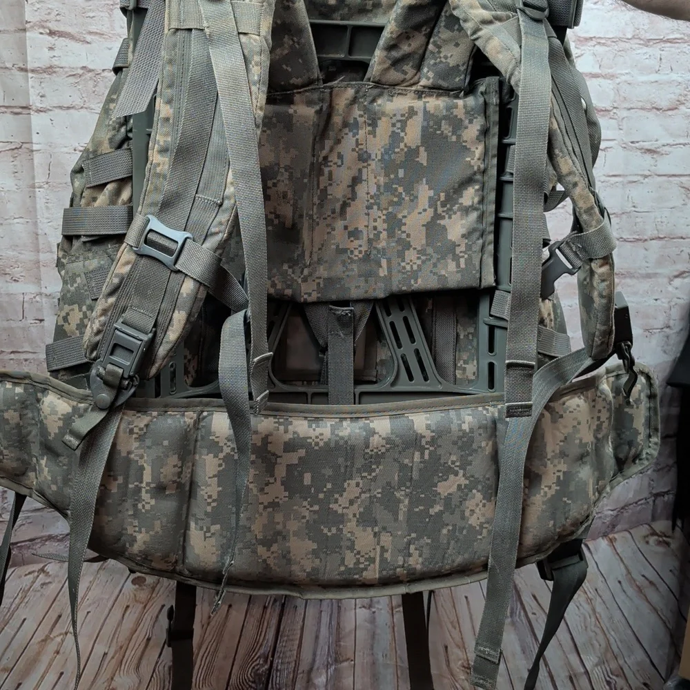 Genuine USGI Army Molle II Large Rucksack & MOLLE II Pack Frame Bag